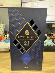 Royal Salute 21 年調和蘇格蘭威士忌 1公斤版本