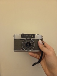 Olympus Pen EE-2 Camera