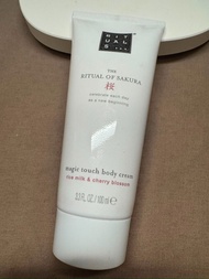 Rituals  The Ritual of Sakura (櫻之儀式) 櫻花身體潤膚霜 100ml (Magic Touch Body Cream - Rice Milk & Cherry Blos