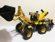 樂高Technic系列：Lego 8265 正版 樂高 前端鏟泥機 Front Loader  二手 冇盒有說明書 中古 罕有 清屋 割愛