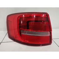 Volkswagen jetta 2016 tail light LH .