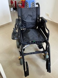 可摺疊電動輪椅+雨褸+充電器+座墊