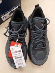 Fila 黑色運動鞋