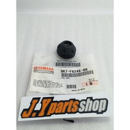 PENDULUM END GRIP STRAIGHT HANDLEBAR COVER R15 VVA V3 R15M 2022 CONNECTED ORIGINAL YGP BK7-F6246-00