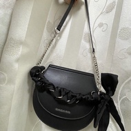 Charles & Keith 小ck黑色綢巾蝴蝶結半圓包