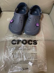 🈹️清貨📣 Crocs 灰藍色平底鞋 (unisex款, 男女合穿)