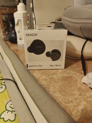 未開封 全新Denon Perl Pro
