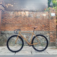 sepeda fixie soloist 01 gold