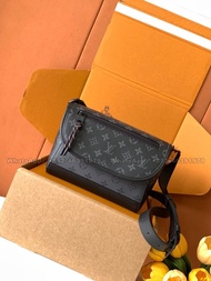 💟Louis Vuitton Pulse郵差包 #全實拍 100%new LV斜孭袋 斜挎包 斜咩袋 單肩包 男士必備手袋 M12681 Crossbody bag, Shoulder bag, Me