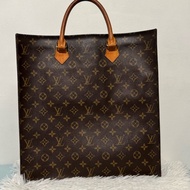 LV咖啡老花大款琴譜包