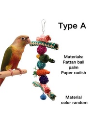 鸚鵡天然藤球＆棕櫚葉＆胡蘿蔔磨牙＆咬嘴玩具,包括鳳凰爪＆牡丹＆虎皮籠子裝飾和咬嚼玩具,可供遊戲、訓練和放鬆使用。隨機顏色
