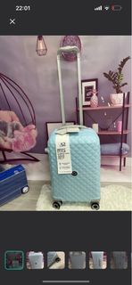 summer special price：英國IT 20 吋baby blue 可擴展行李箱旅行箱 IT baby blue 20 inch expandable luggage 54 x 38 x 