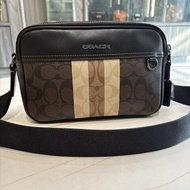*SHIHNA名牌精品* COACH GRAHAM LOGO印花雙層斜背相機包