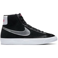 Nike ナイキ レディース スニーカー 【Nike Blazer 77 Mid Vintage】 サイズ US_6W(23cm) Black Metallic Silver (Women's)