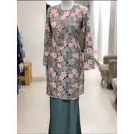 Pre-Loved Kurung Lace (Apple Couture)
