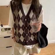 Good to Wear Plaid Knit Naomi Argyle Knit Vest Top