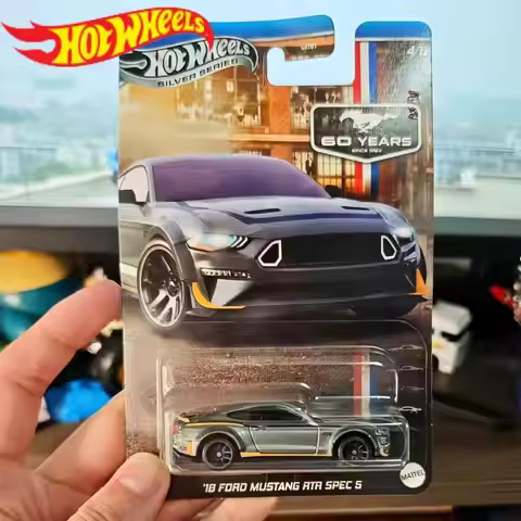 Hot Wheels Cars Grt01-9c6m Mustang 60th Anniversary Set Ford Mustang Rtr 1:64 Diecast Vehicle Model 