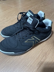 Kelme Precision 室內/硬地足球鞋 黑金 EU41，260cm（冇盒）