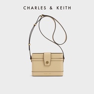 CHARLES&KEITH สินค้าใหม่ CK2-80701182-1 กระเป๋าสะพายทรงกล่องย้อนยุคกระเป๋าสะพายทรงสี่เหลี่ยมเล็กหญิง