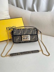FENDI FF圖案 法棍包 手袋 Mini 棕色