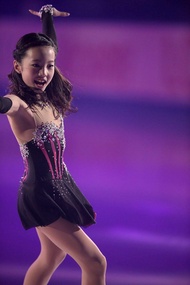 Artistic Skating Costume Rhythmic Gymnastics Figure Skating Ice Skating Performance Suit Womens Spor