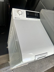 新净二手Electrolux 伊萊克斯 EW8T3732PF 7.0公斤 1300轉 PerfectCare 800 變頻摩打 上置式蒸氣系統洗衣機