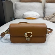 Coach studio 20 baguette 法棍包 腋下包 light camel 駝色