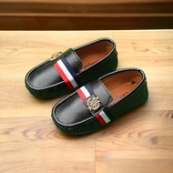 Giày mọi giày lười da mềm bé trai phối khóa kim loại vàng size từ 21 đến 35 - Khóa ARA