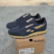 Reebok utility classic navy brown Shoes