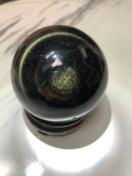 黑耀石