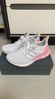 Adidas ultra boost 波鞋- 粉紅特別版
