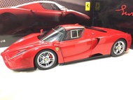 BBR 1: 18 FERRARI Enzo FERRARI Enzo/F60 Fiorano 2004 Red Rare