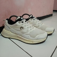 Nepa Freewalk White Running Shoes size - 41