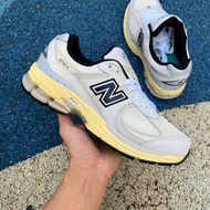 NB2002R 白黄联名款 尺码：36-46
thisisneverthat x  NB 2002