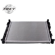 Auto Parts Aluminum Radiator OEM 2115001302 for Mercedes W211