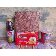  50 PCS PAPER BAGS PAPER BAG BATIK MOTIF (ACCEPT TO LOVE) UK.27 CM 田 21 CM 田 6 CM