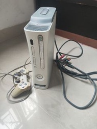 Xbox 360 遊戲機連手掣及遊戲