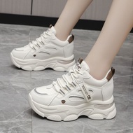 Little White Shoes Increase Height Look Tall Small People Increase Height Women's Shoes 2024 Spring 