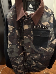 Burton 迷彩滑雪外套