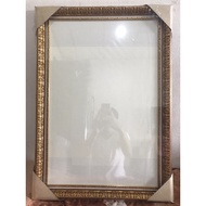 Louis Picture Frame Size 16x24 Inches Or 40.6x61 Cm.