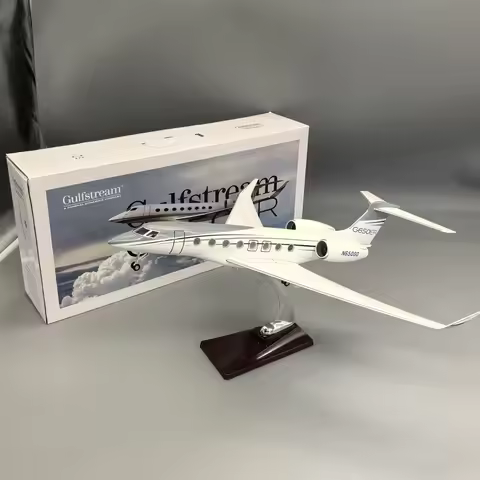 Scale 1/50 G650ER Planes Model resin G650 Gulfstream Model Airlines home decor collectible aircraftc