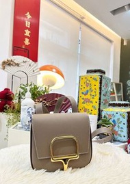 Hermes. Della. 大象灰金