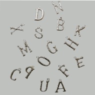 Couple jewelry สร้อยคอ​มุกน้ำจืดแท้​ จี้ห้อยอักษร