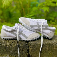 Giày bata ráp đế chuyên dụng dành cho bóng đá - Xuân quý sân 7