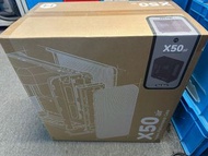 HYTE X50 Air ATX 電腦機箱