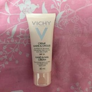 Vichy 防曬 護手霜