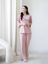 FOREVER SWEET One Set Timeless Setelan Wanita