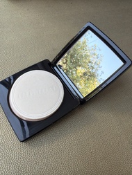 Bobbi Brown 蜜粉餅