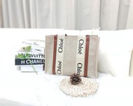 《香港旺角實體店✅》CHLOE Woody 米色拼棕色 LOGO印花 帆布拼牛皮 中號 托特包 (支持7間銀行免息分期）