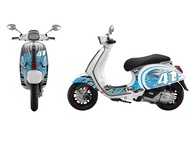 Hugsticker สติ๊กเกอร์ติดรถ สติ๊กเกอร์ Vespa ลายไฟ (Arai Fire)